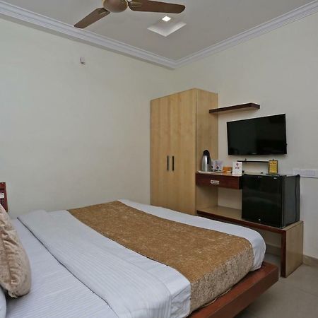 Oyo 3019 Hotel Lingaraj Bhubaneswar Eksteriør billede