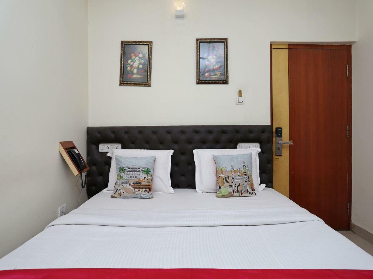 Oyo 3019 Hotel Lingaraj Bhubaneswar Eksteriør billede