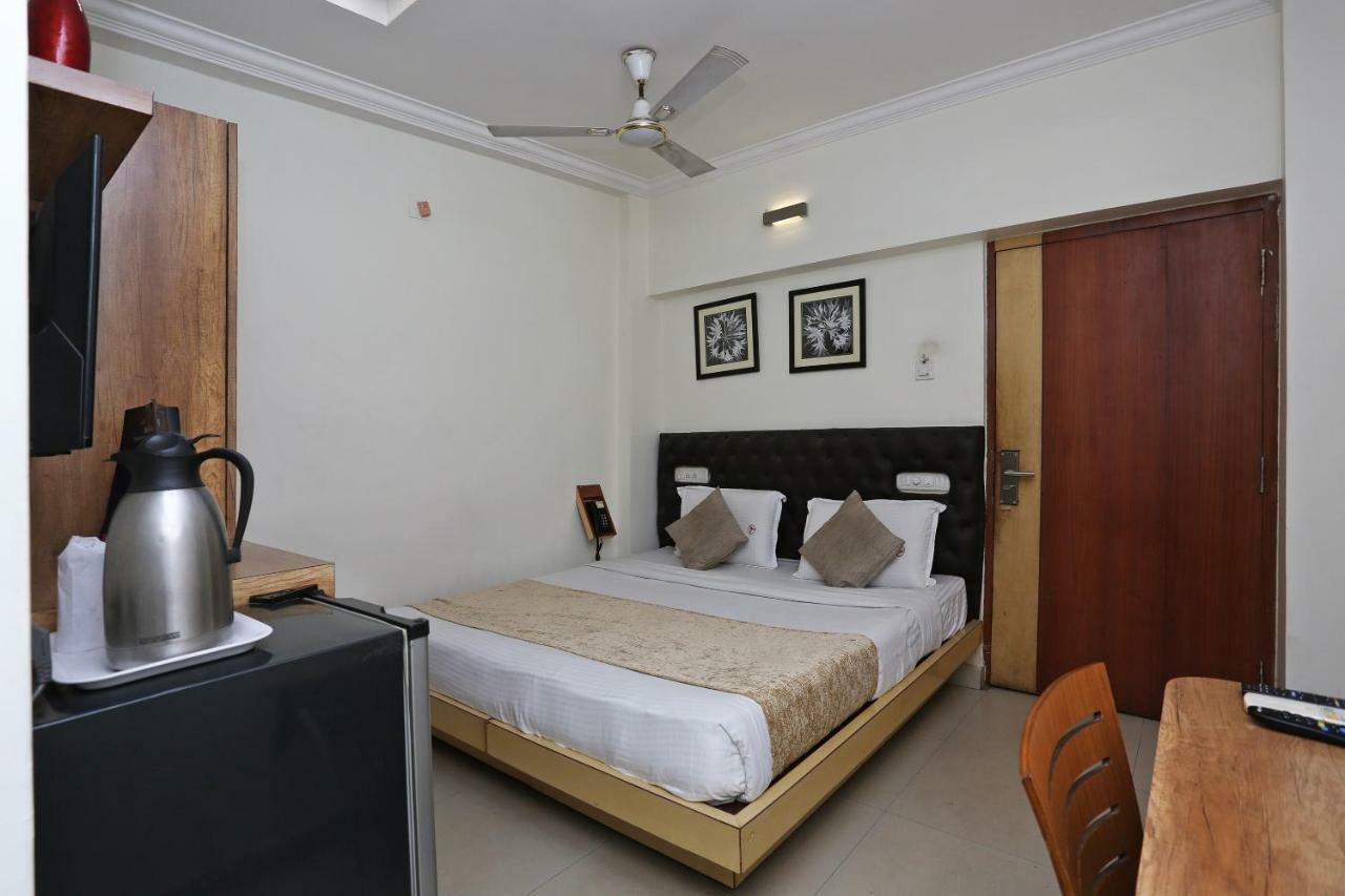 Oyo 3019 Hotel Lingaraj Bhubaneswar Eksteriør billede